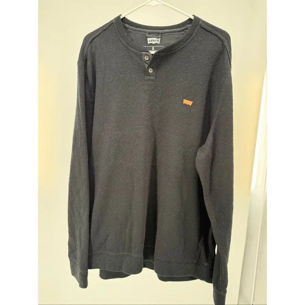Levi’s Men’s Super Soft black sweater XL